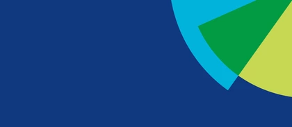 Grafisches Designelement mit bunten, blauen und grünen, Segmenten auf dunkelblauem Hintergrund, stilisiert wie ein Kreisdiagramm.