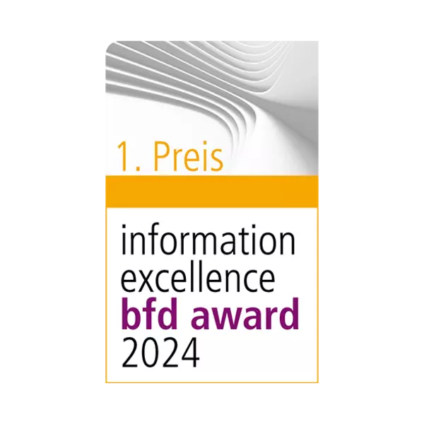 Logo des bfd award 2024 mit dem Text ‚1. Preis – information excellence – bfd award 2024‘ in modernem Design.