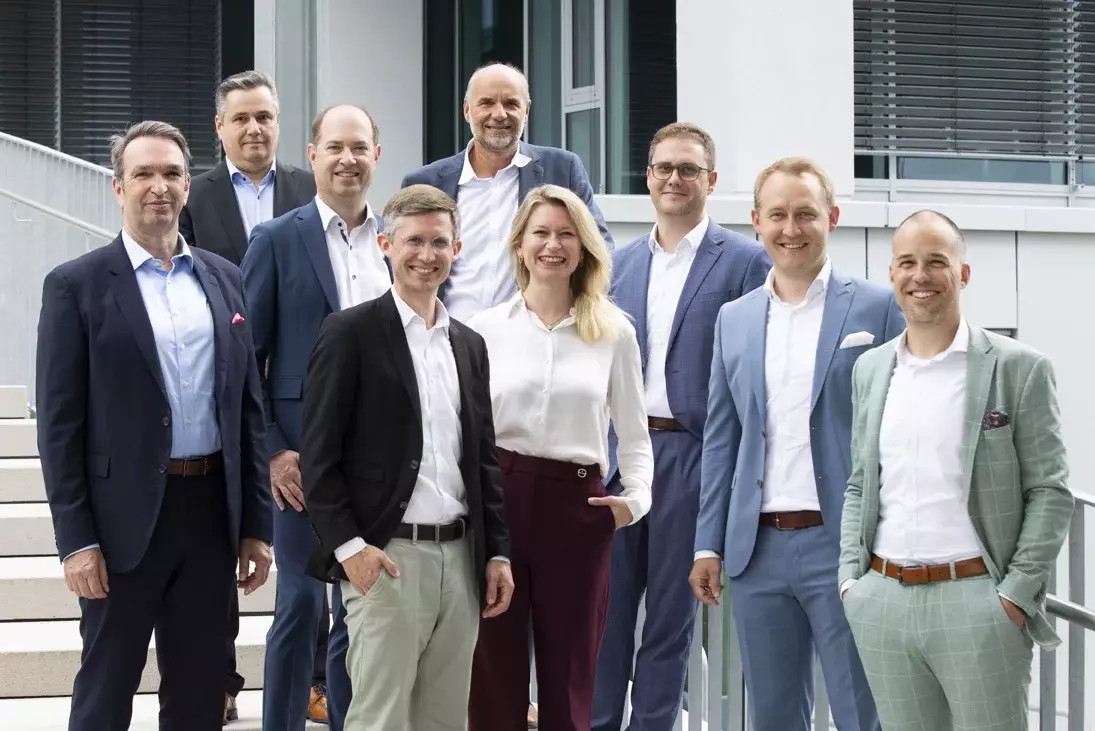 Teammeeting von Partnern